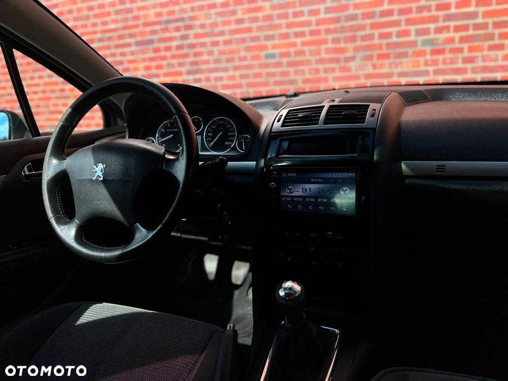 Peugeot 407 - 7