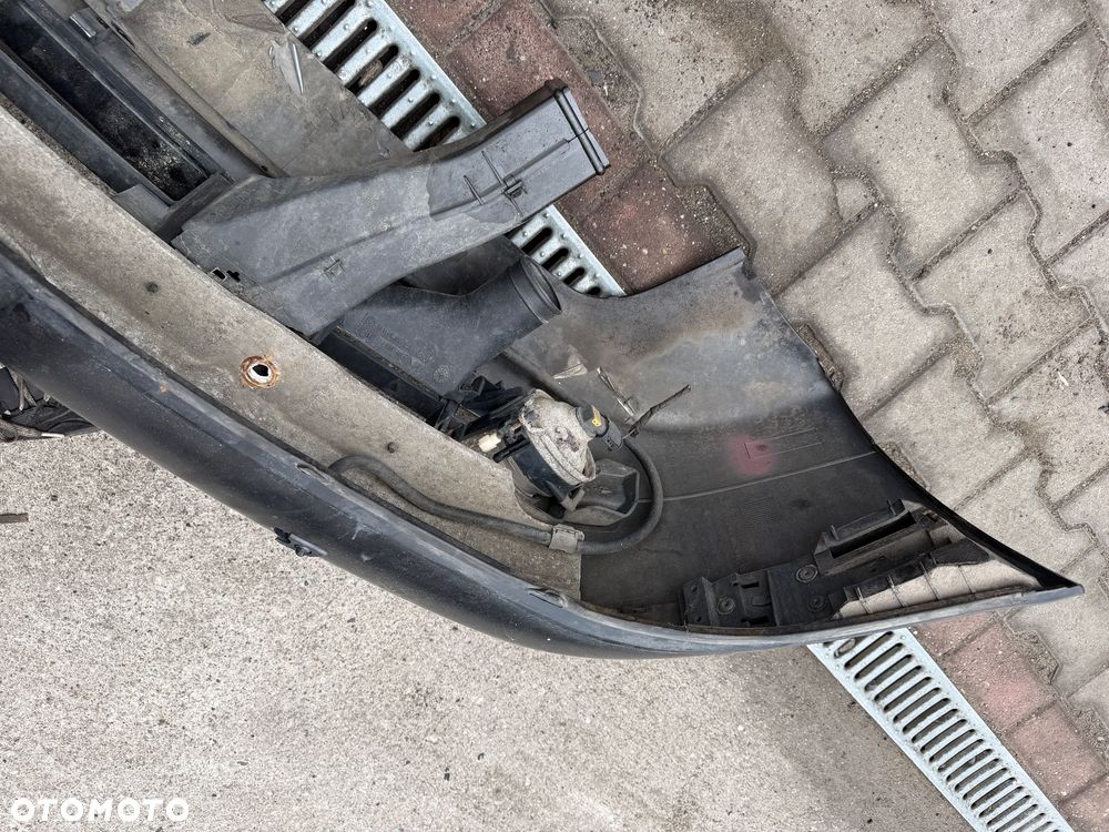 Zderzak przód przedni e39 lift pod spryskiwacze i pdc - 4