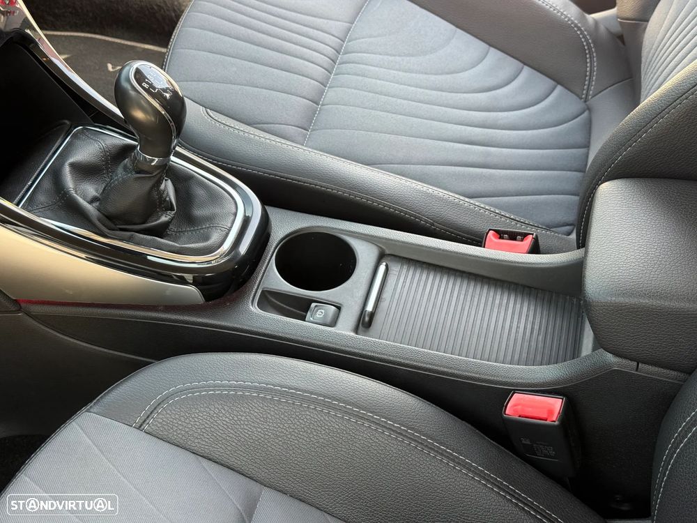 Opel Astra Sports Tourer 1.4 T Sport - 8