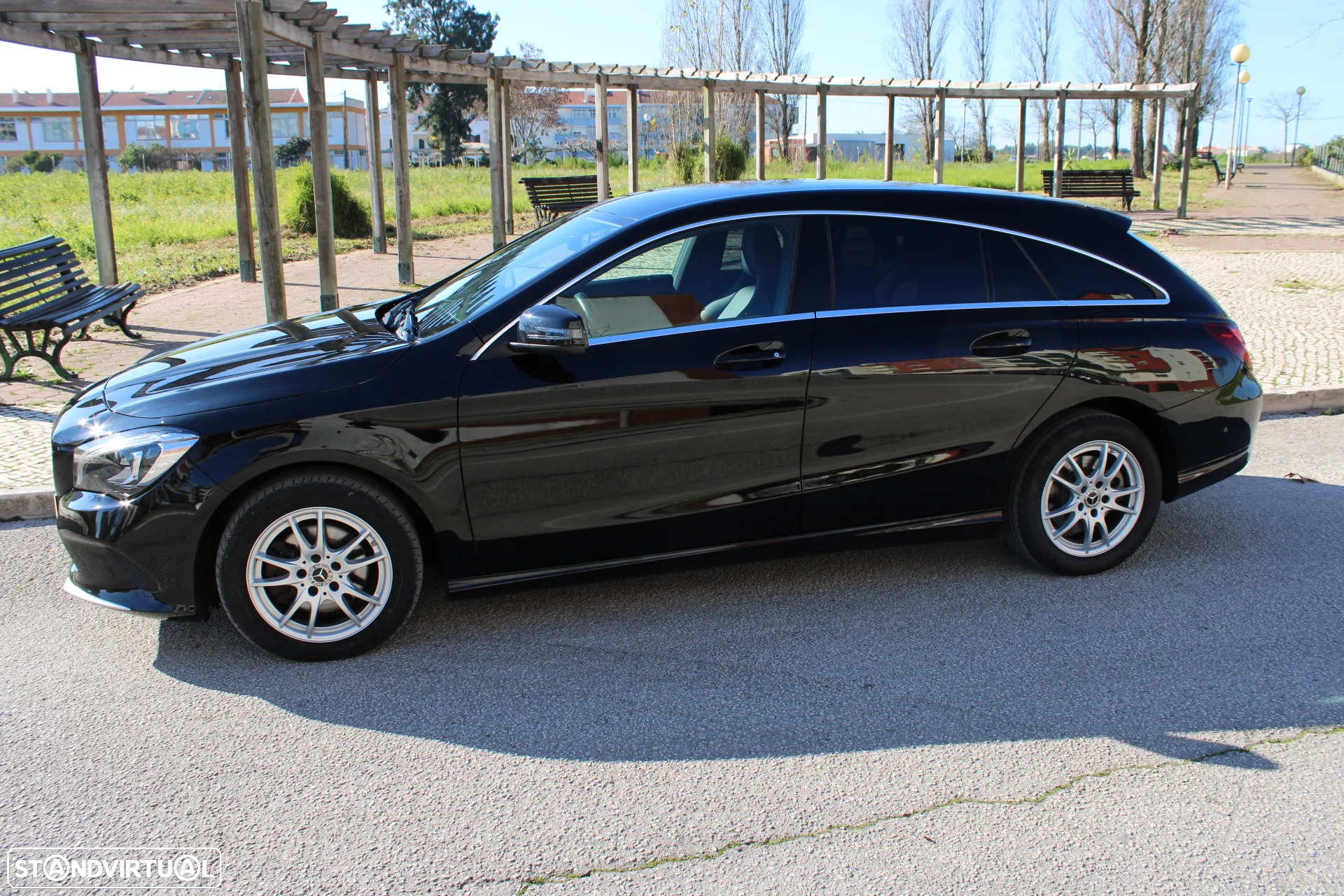 Mercedes-Benz CLA 200 d Shooting Brake Aut. - 3