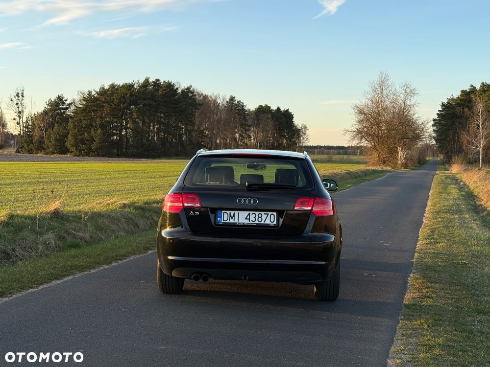 Audi A3 Sportback 2.0 TDI DSG Ambition - 8