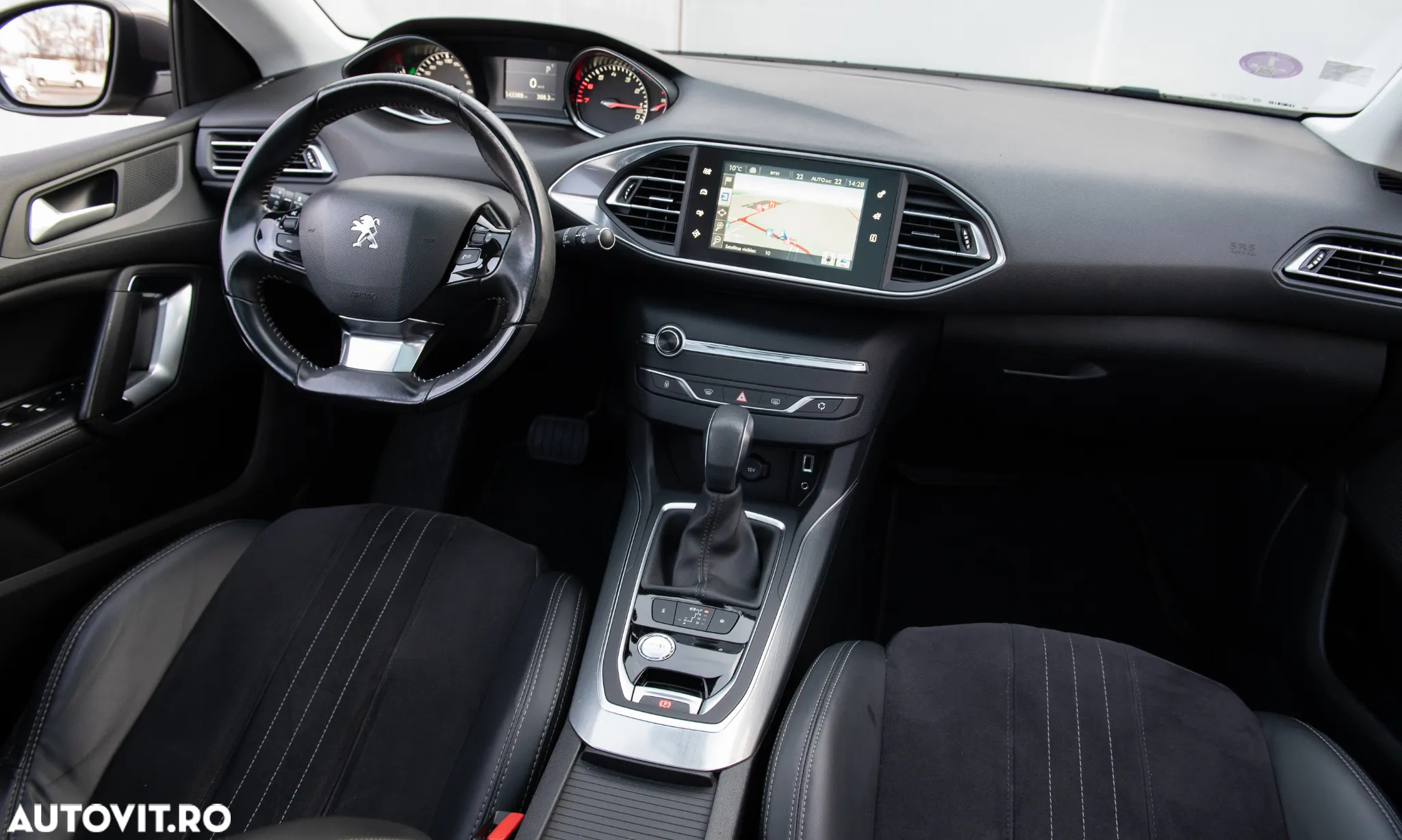 Peugeot 308 - 33