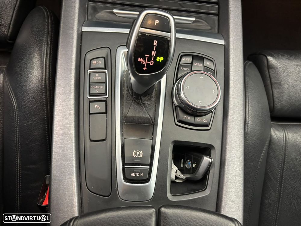 BMW X5 25 d sDrive Pack M - 8