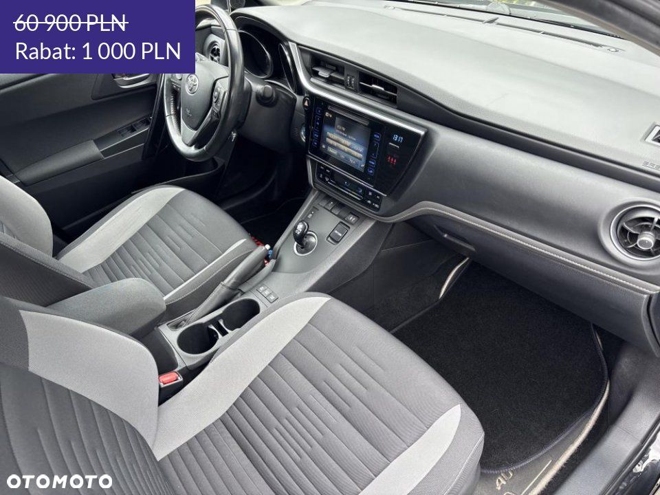 Toyota Auris - 16