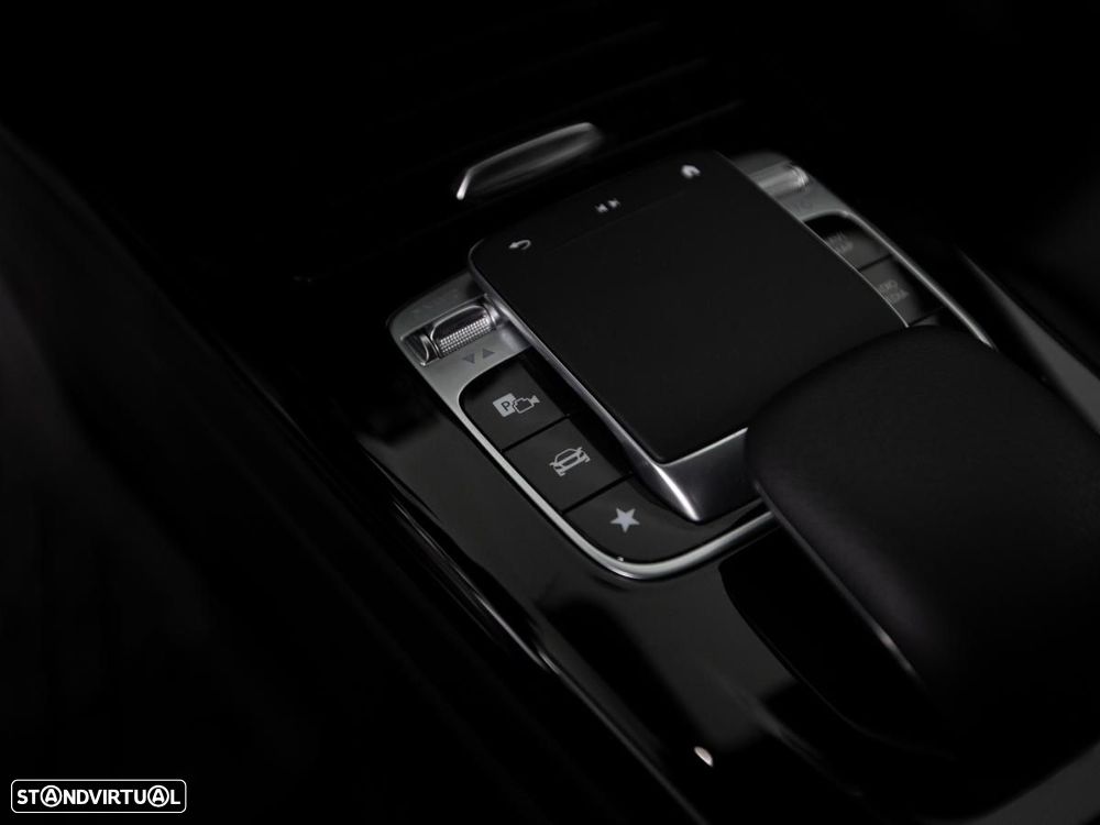 Mercedes-Benz A 250 e Progressive - 21