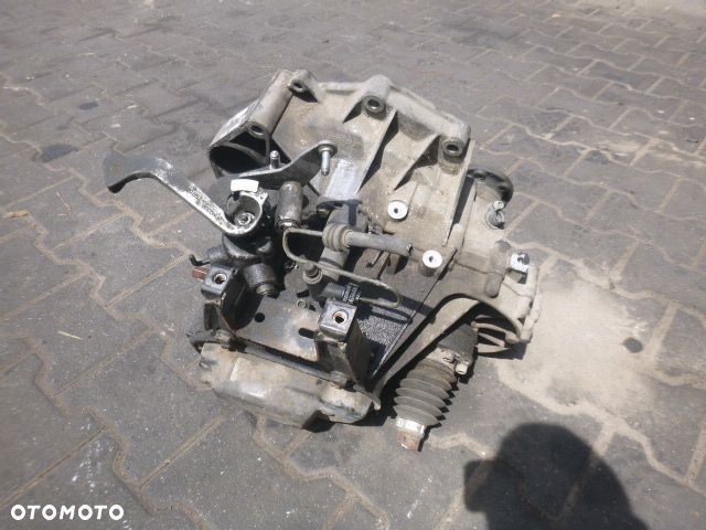 MANUALNA SKRZYNIA BIEGÓW VOLKSWAGEN POLO 9N 1.2 GSH - 21
