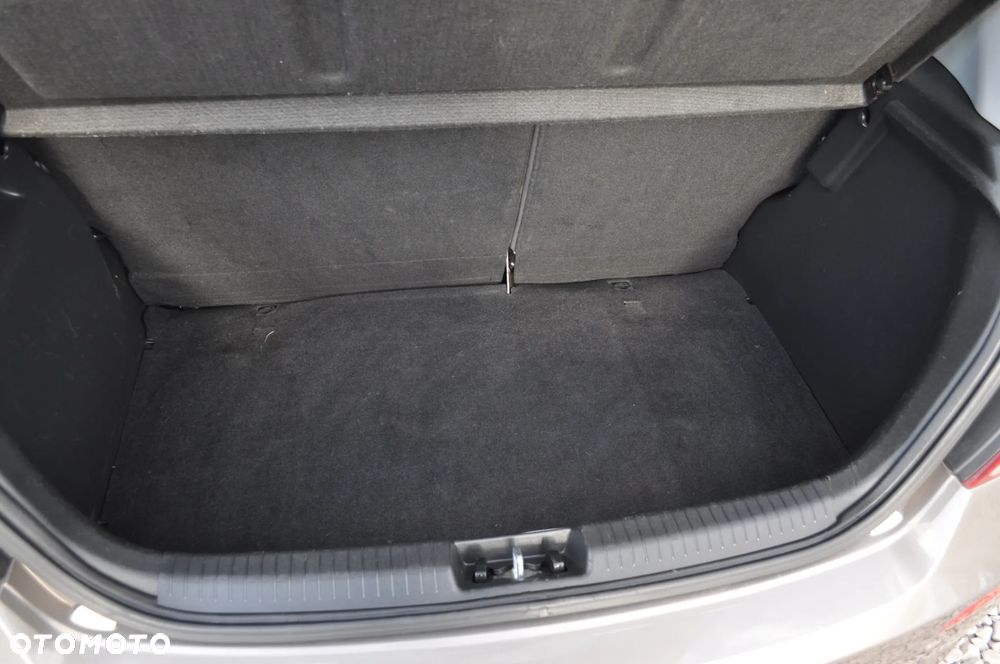 Hyundai i20 1.25 Wersja Jubileuszowa - 21