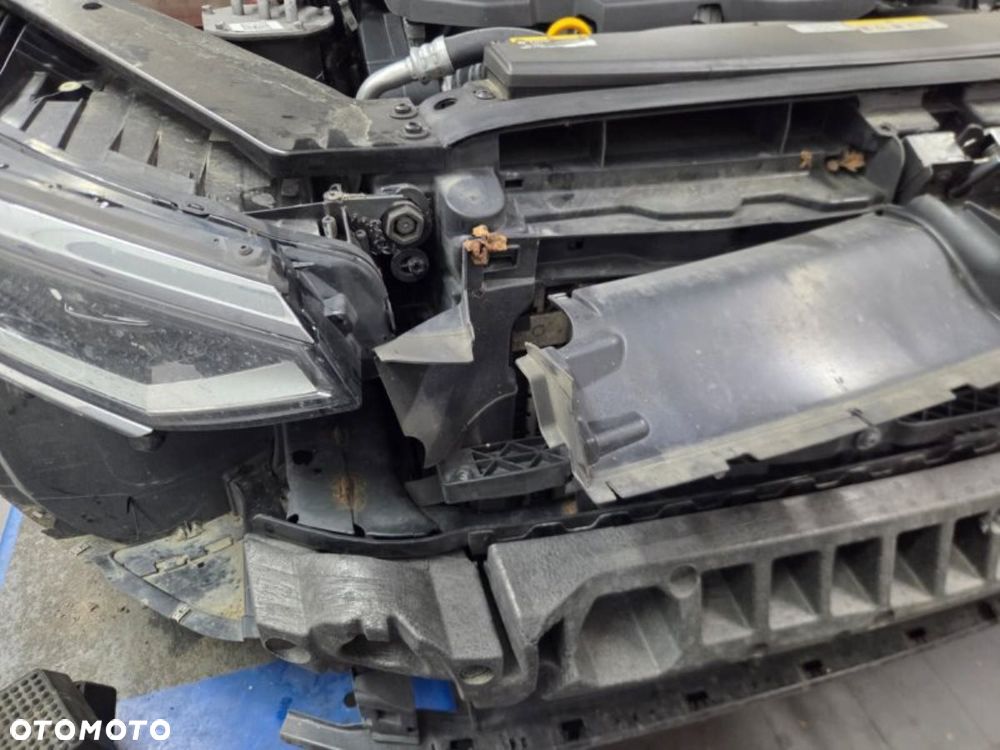 Volkswagen Passat 2.0 TDI SCR Style DSG - 6