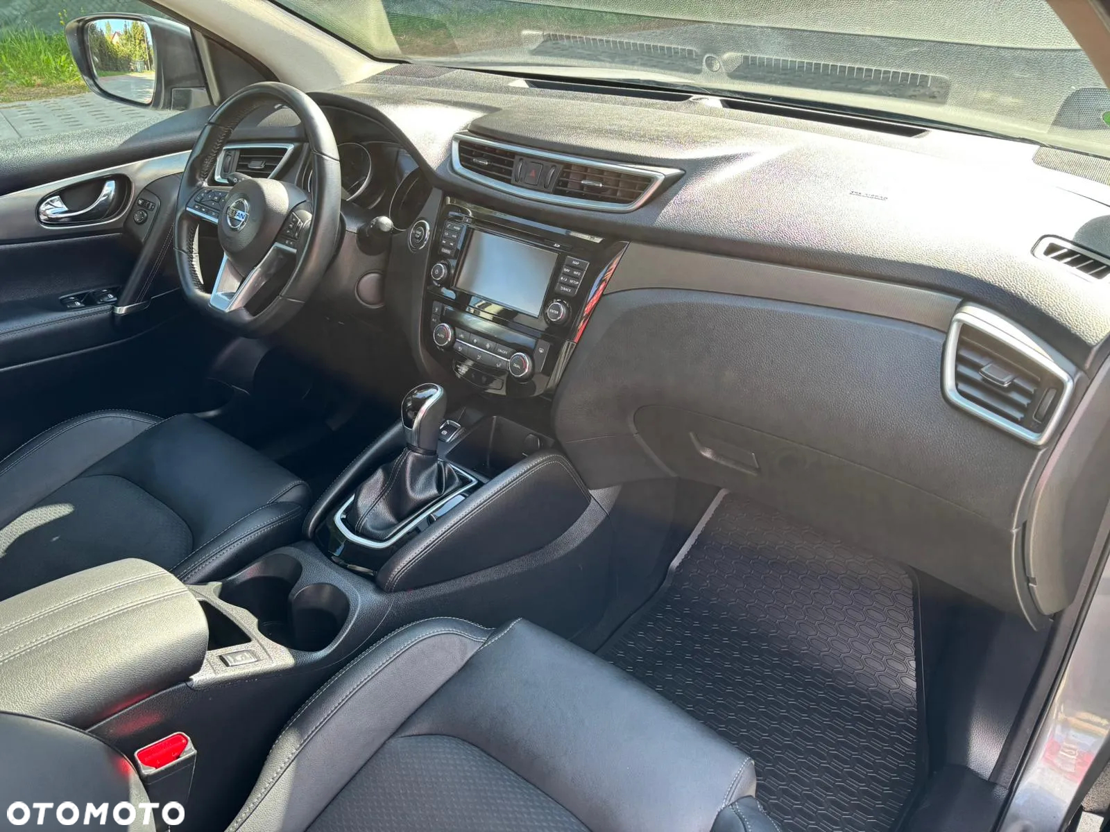 Nissan Qashqai 1.2 DIG-T Xtronic 360 - 11