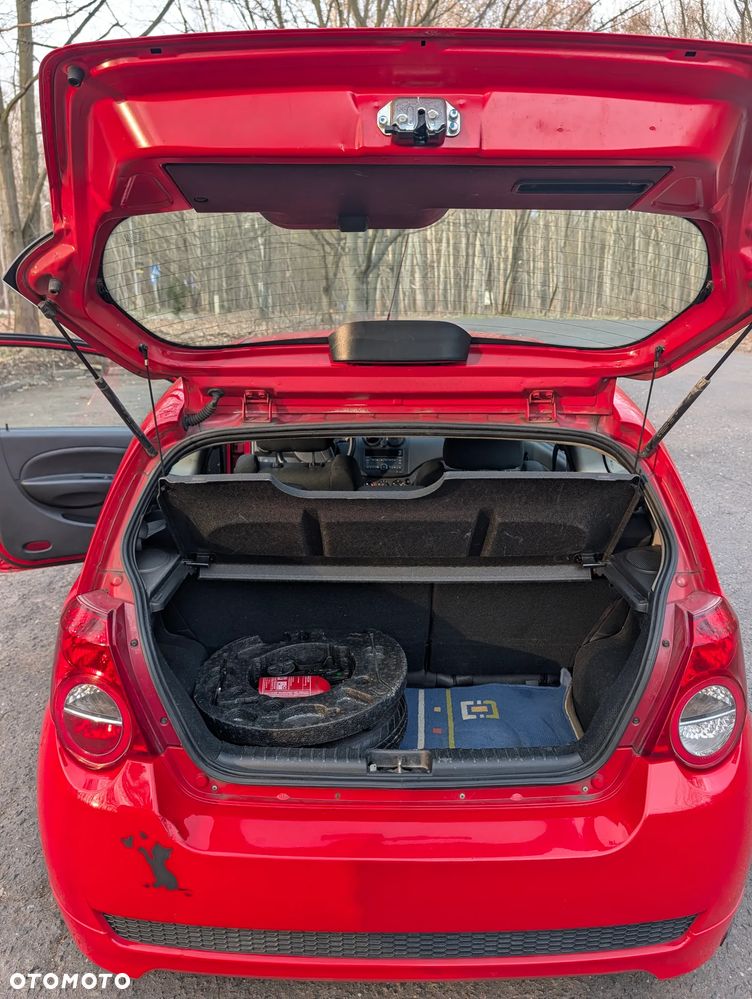 Chevrolet Aveo 1.2 16V Base - 9