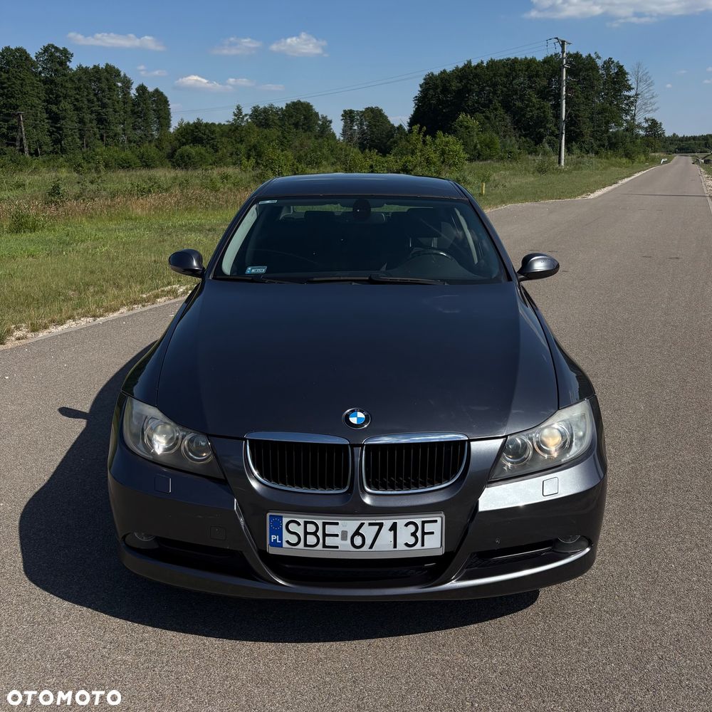 BMW Seria 3 320i - 3
