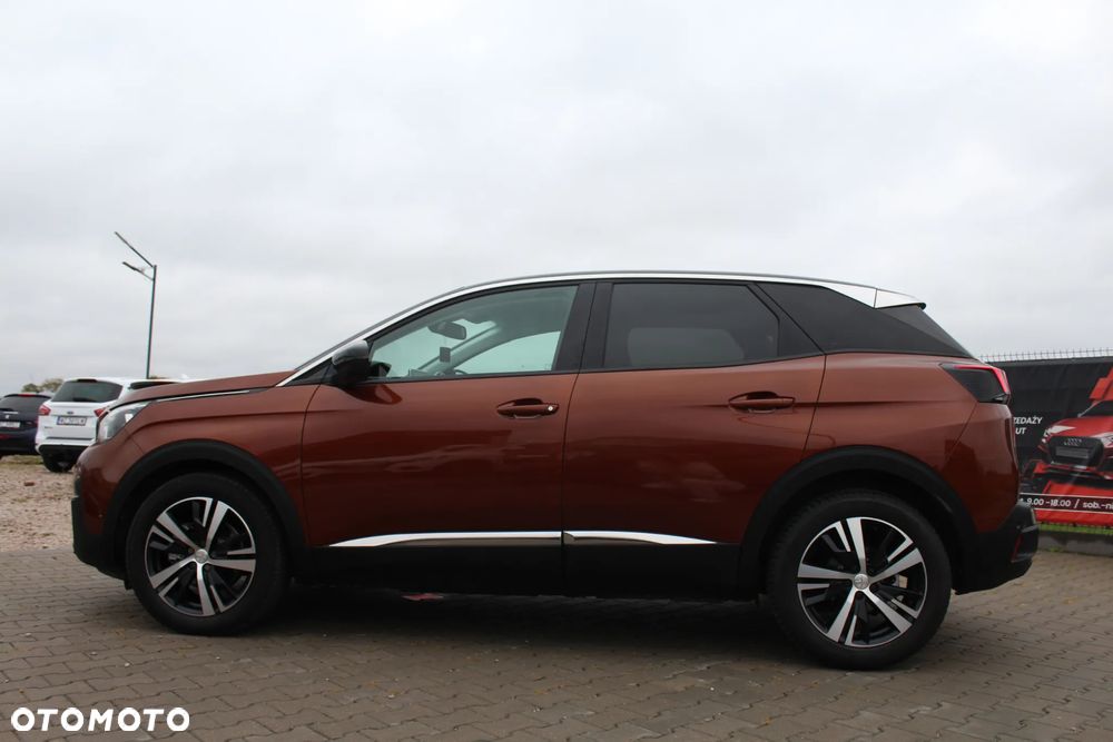 Peugeot 3008 1.2 PureTech Allure S&S - 11
