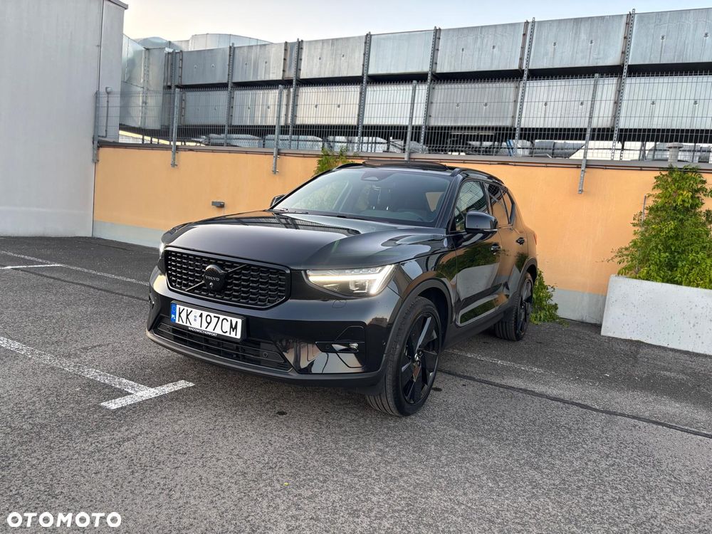 Volvo XC 40 B4 Ultra Black Edition - 6