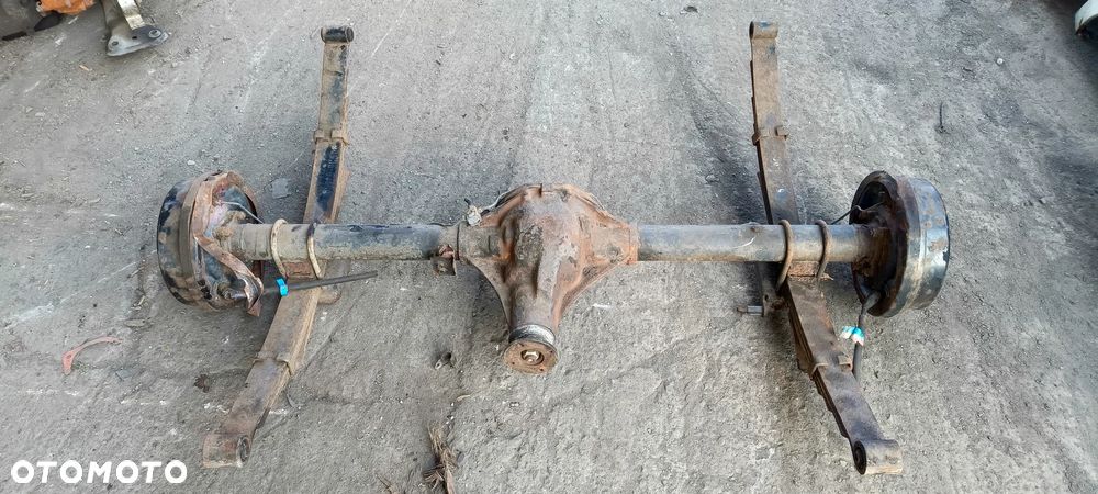 DYFER DYFERENCJAL MOST NISSAN SERENA VANETTE 2.3D - 1