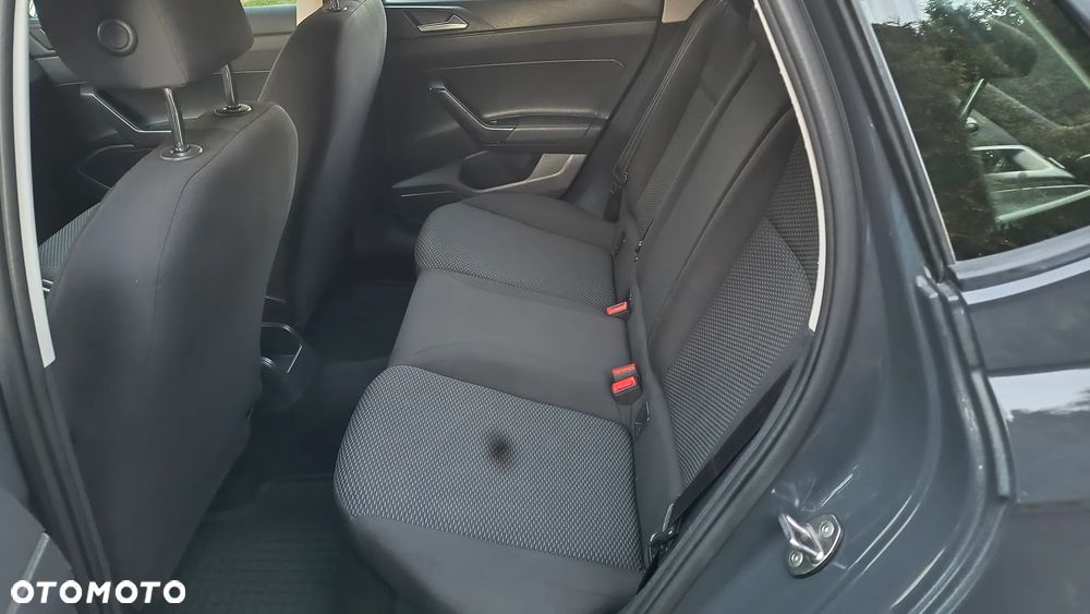 Volkswagen Polo - 33