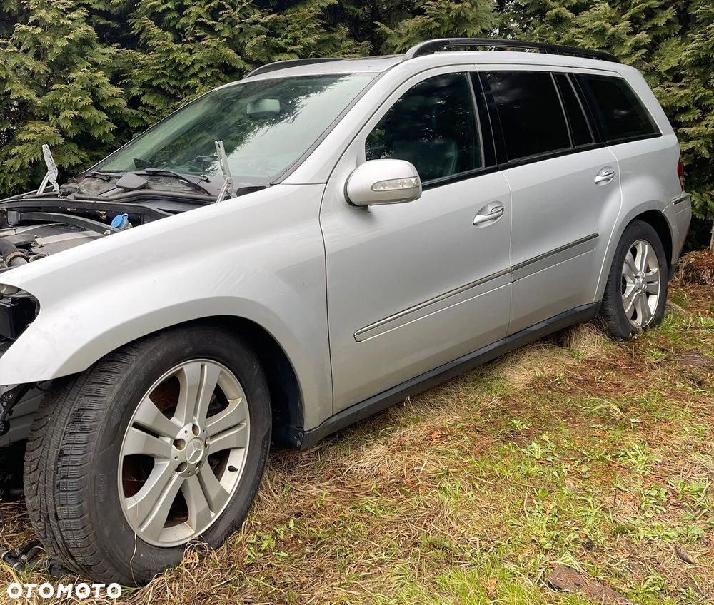 Mercedes-Benz GL - 1