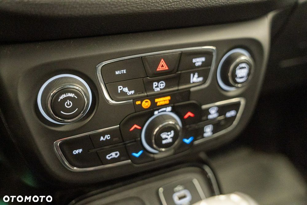 Jeep Compass 2.0 MJD Limited 4WD S&S - 13