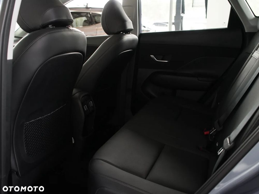 Hyundai Kona 1.6 T-GDI Platinum DCT - 28