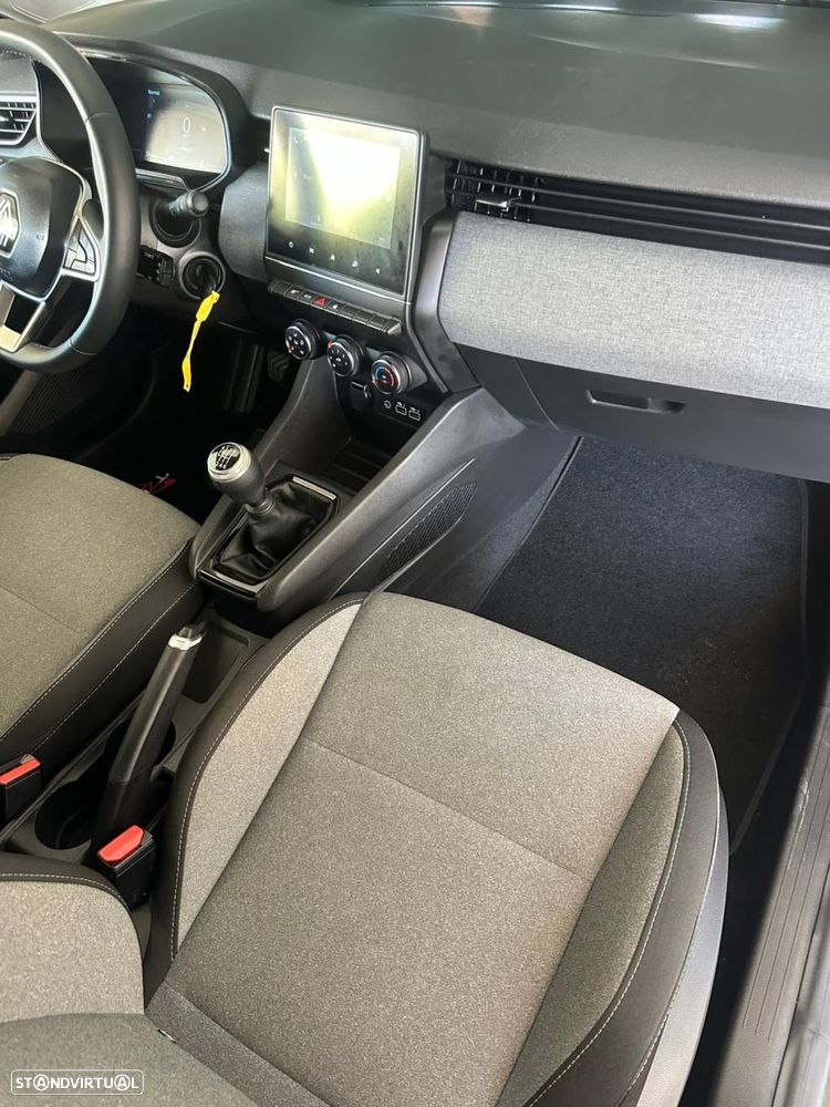 Renault Clio 1.0 TCe Techno - 9