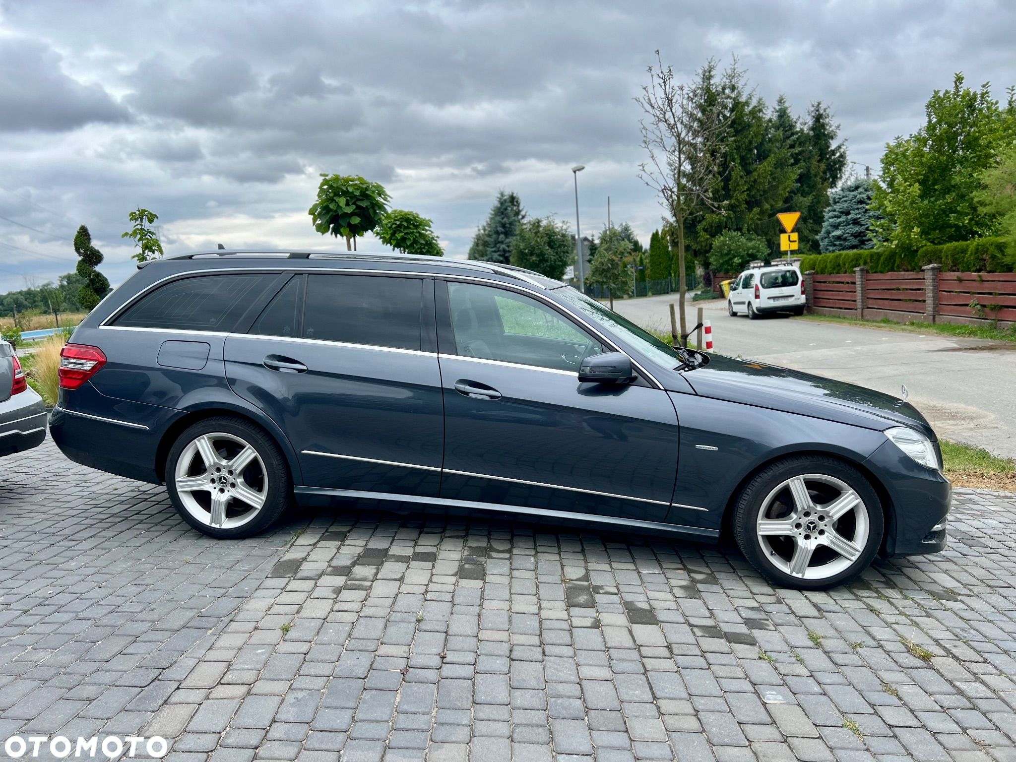 Mercedes-Benz Klasa E - 1