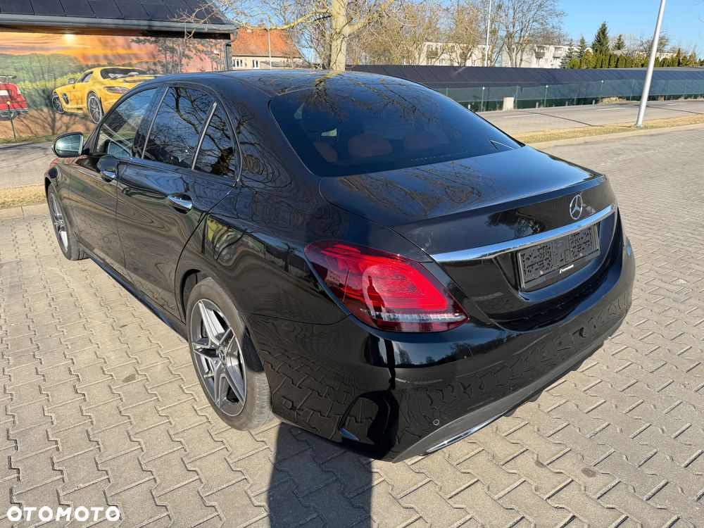 Mercedes-Benz Klasa C 220 d 4Matic 9G-TRONIC AMG Line - 7