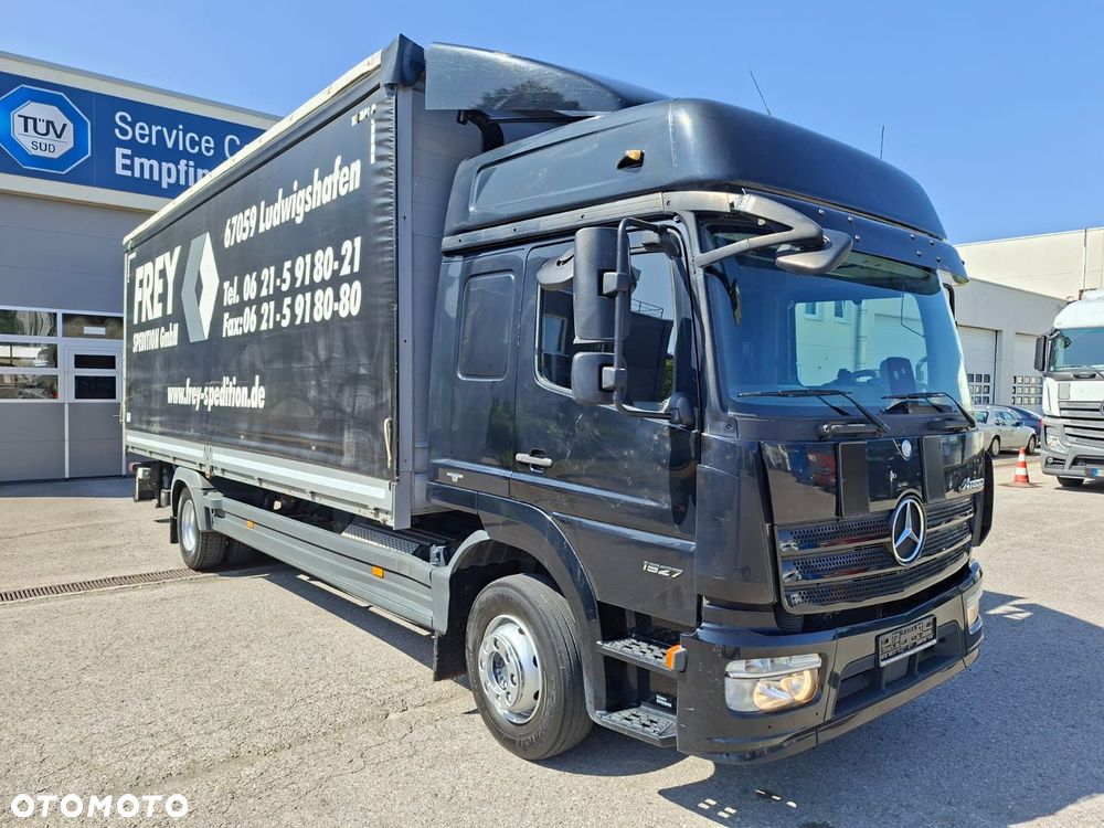 Mercedes-Benz Atego 1527 burto-firana z windą 7.2m SUPER STAN / GLOB / SYPIALNY / z Niemiec - 8
