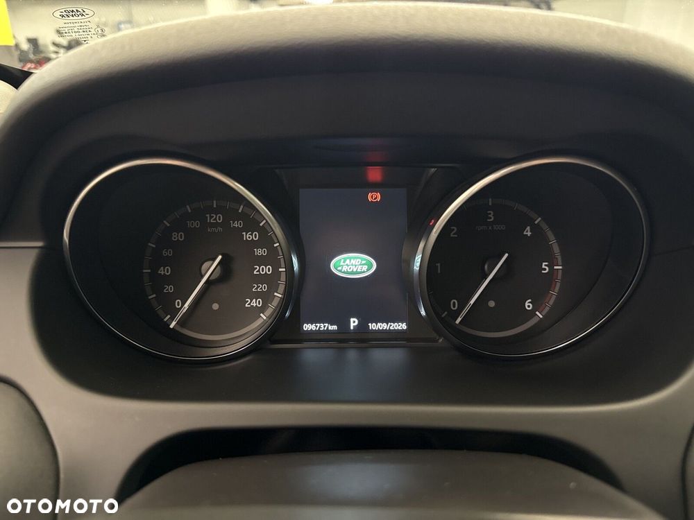 Land Rover Discovery Sport 2.0 TD4 Pure - 16