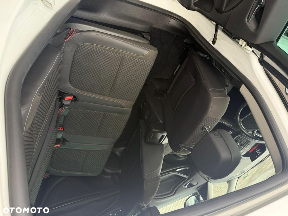 Opel Zafira Tourer 2.0 CDTI ecoFLEX Start/Stop Business Edition - 26