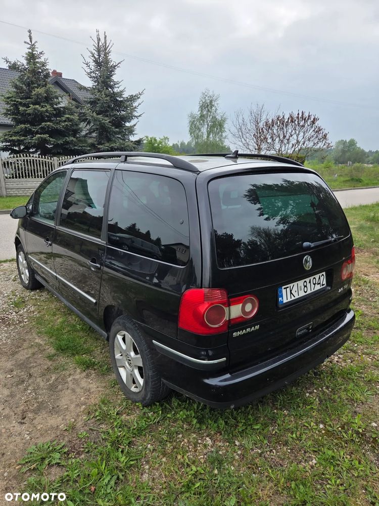 Volkswagen Sharan 2.0 TDI Highline - 4