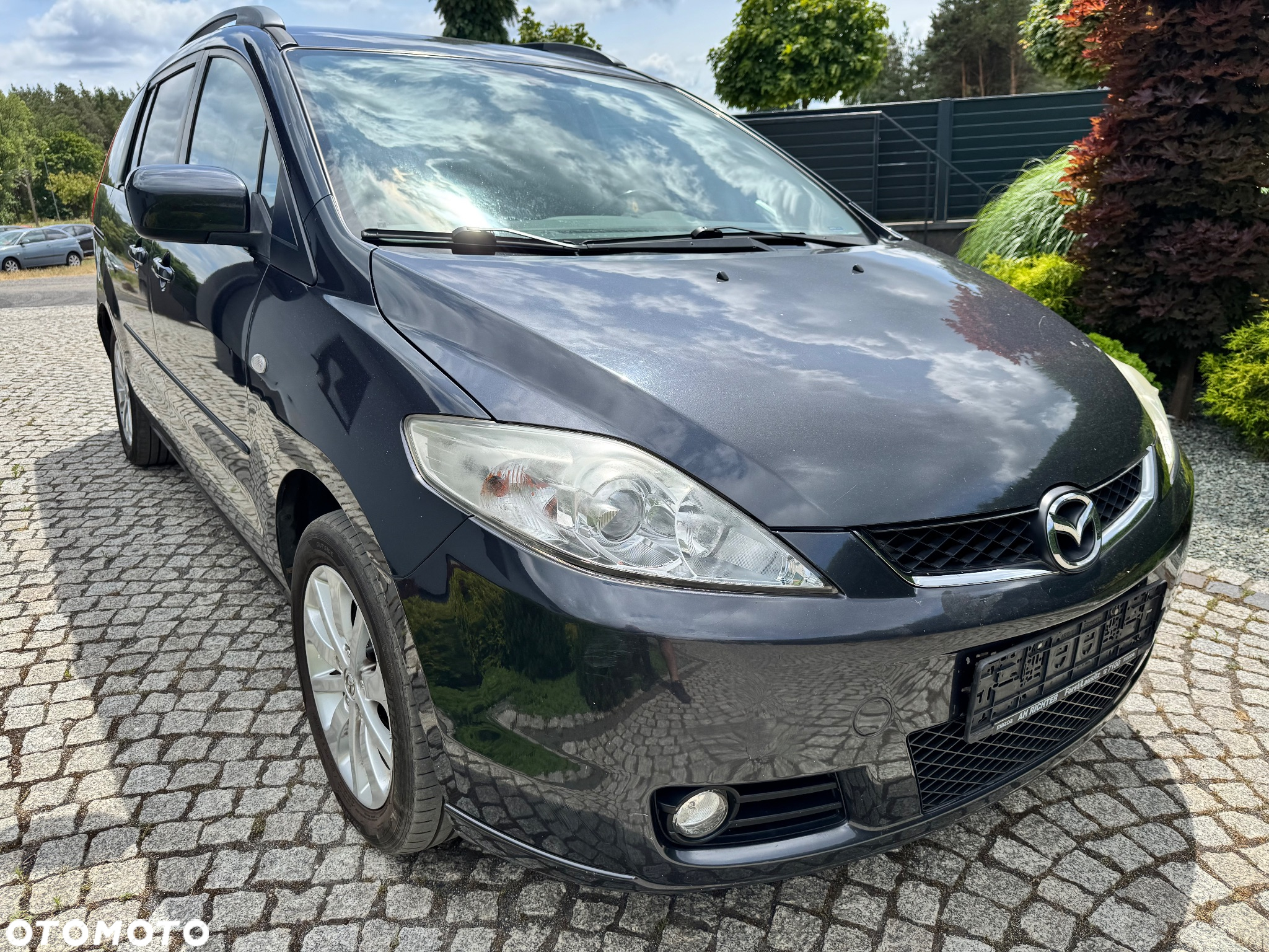 Mazda 5 - 8