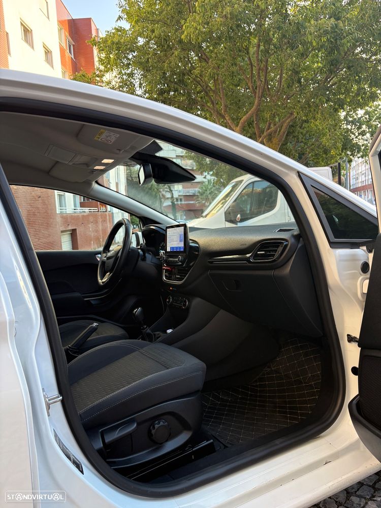 Ford Fiesta 1.0 EcoBoost S&S Titanium - 14
