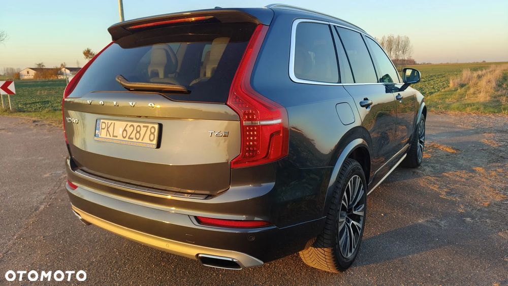 Volvo XC 90 T6 AWD Momentum 7os - 39