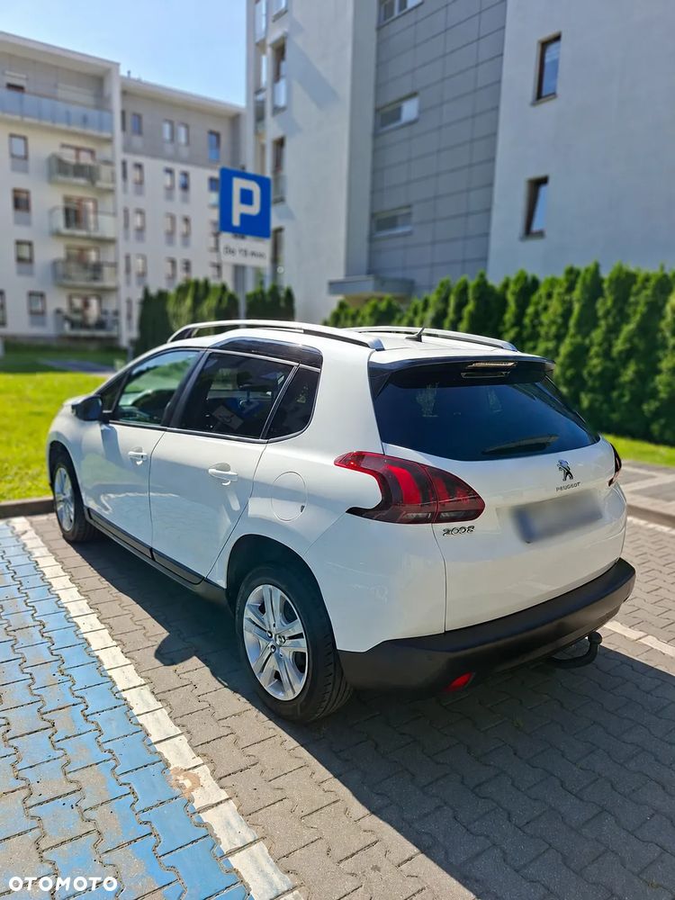 Peugeot 2008 BlueHDi 100 Active - 4