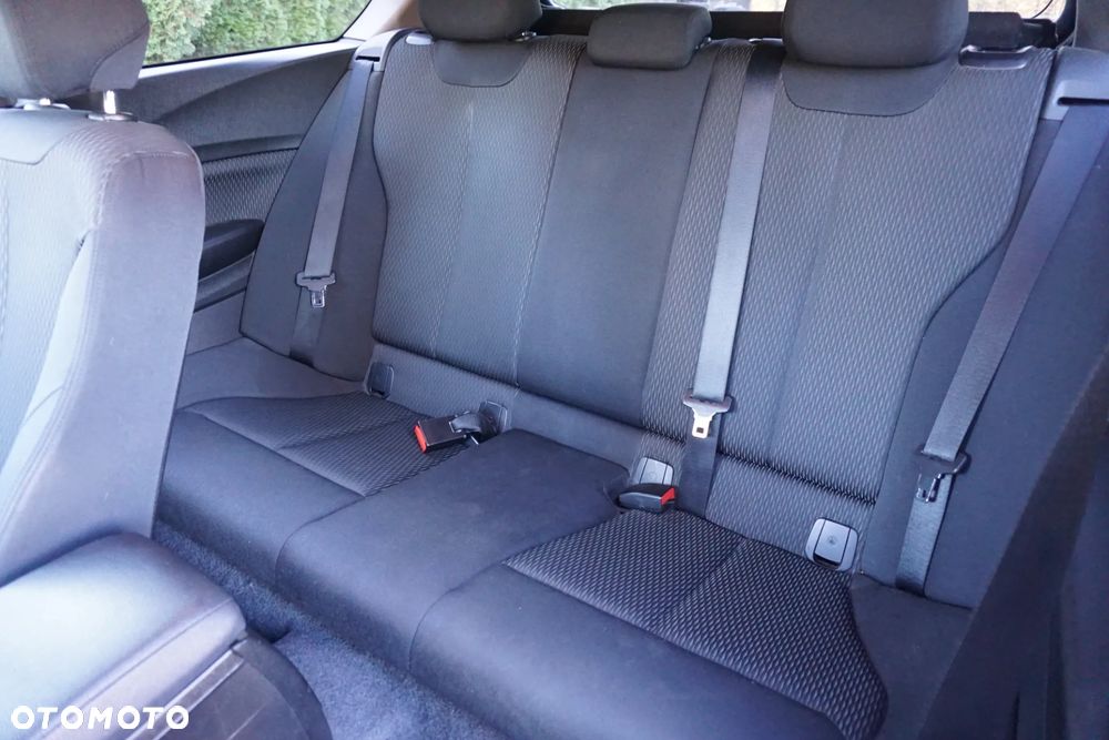 BMW Seria 1 114i Sport Line - 10