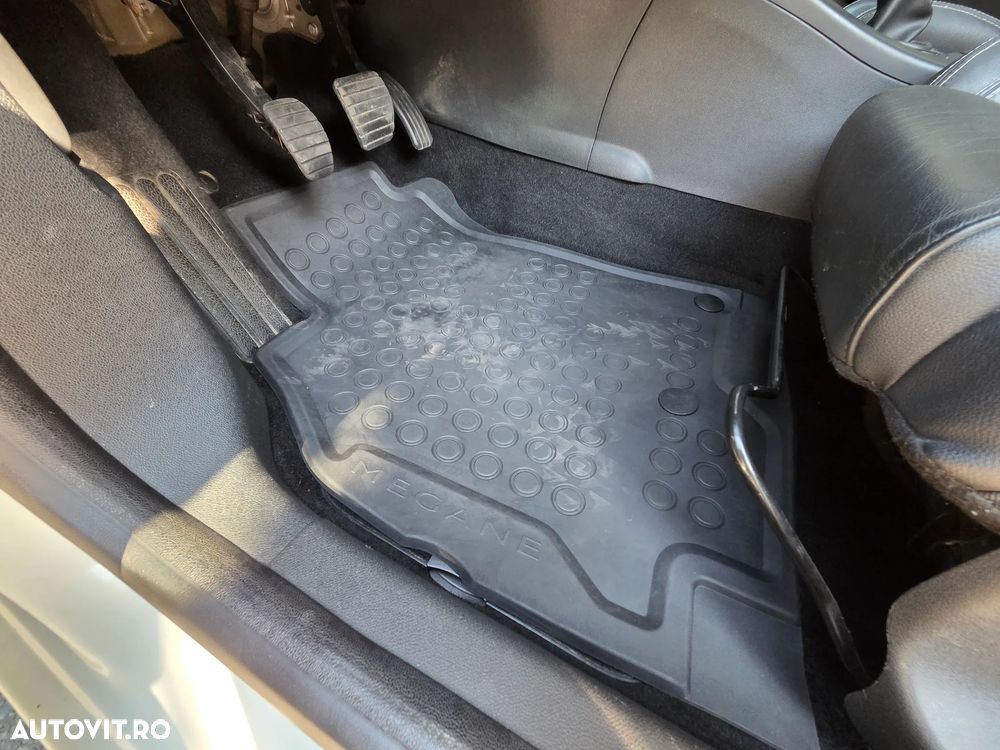 Renault Megane ENERGY TCe 115 Start & Stop LIMITED - 22