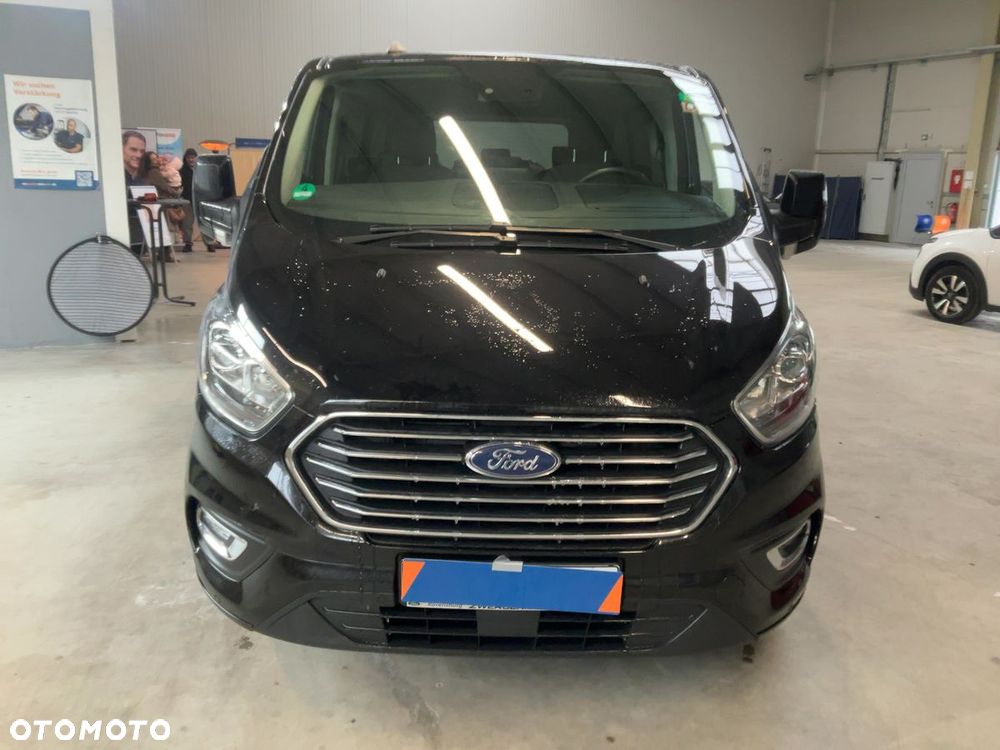Ford Tourneo Custom 2023 photo 3