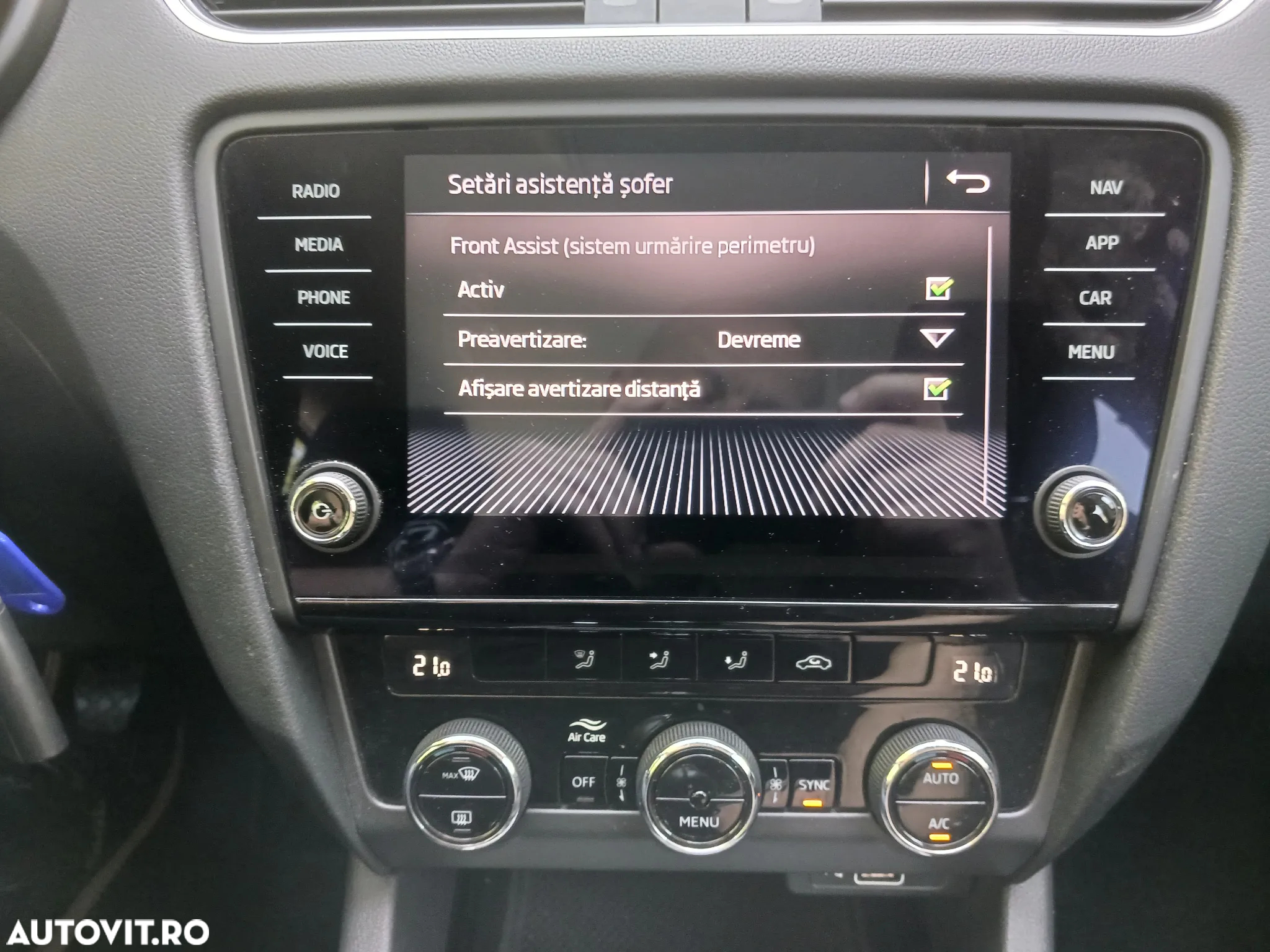 Skoda Octavia Combi 1.6 TDI Ambition - 17