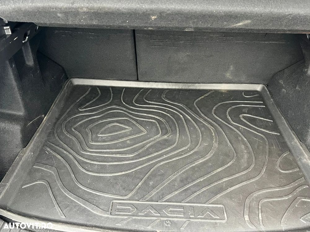 Dacia Duster HEV 140 Extreme - 9