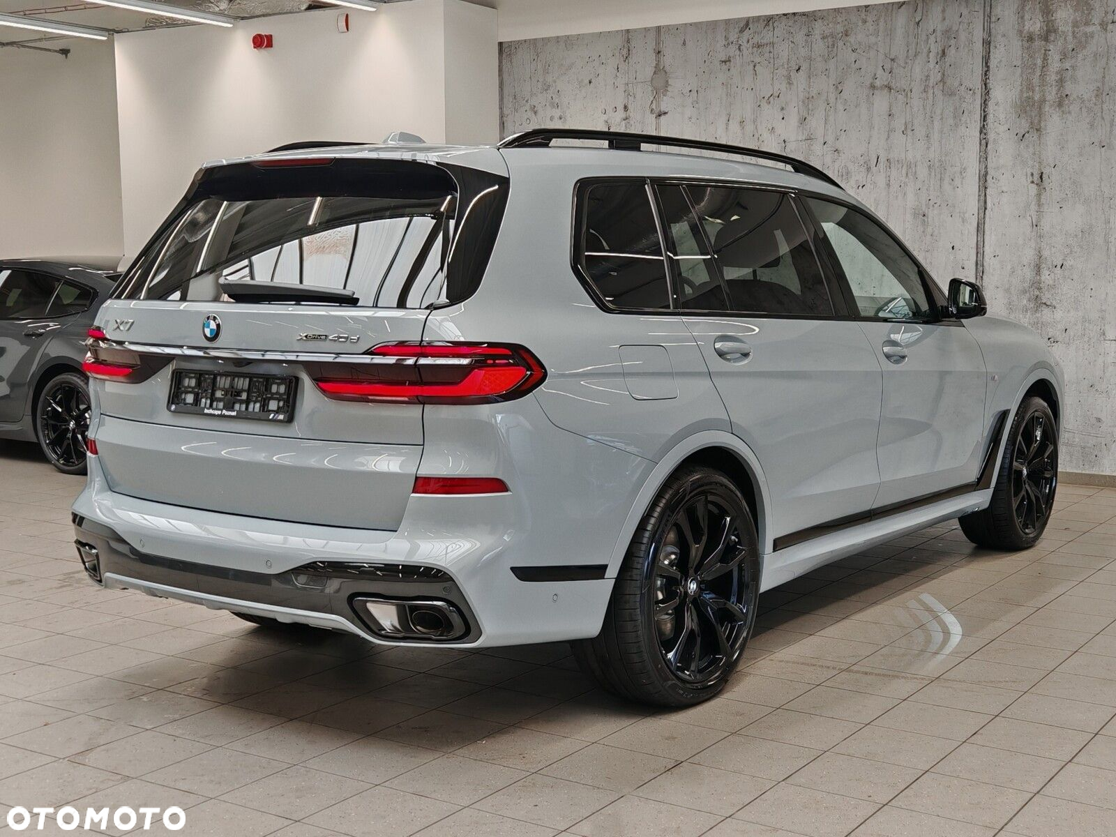 BMW X7 - 7