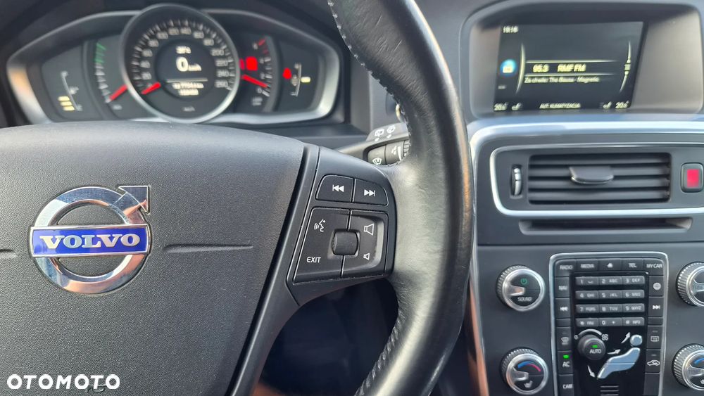 Volvo V60 D4 Edition Pro - 18