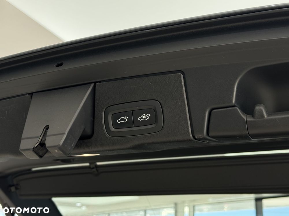 Volvo XC 60 - 18