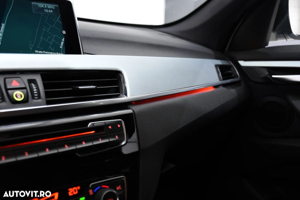 BMW X1 - 18