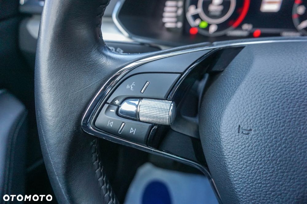 Skoda Superb 2.0 TSI L&K DSG - 12