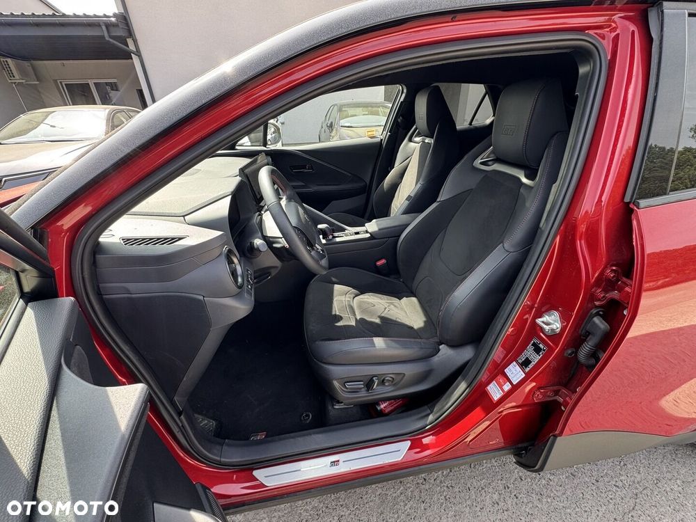 Toyota C-HR - 9