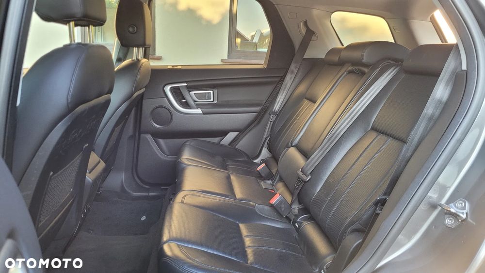 Land Rover Discovery Sport 2.0 TD4 HSE - 27