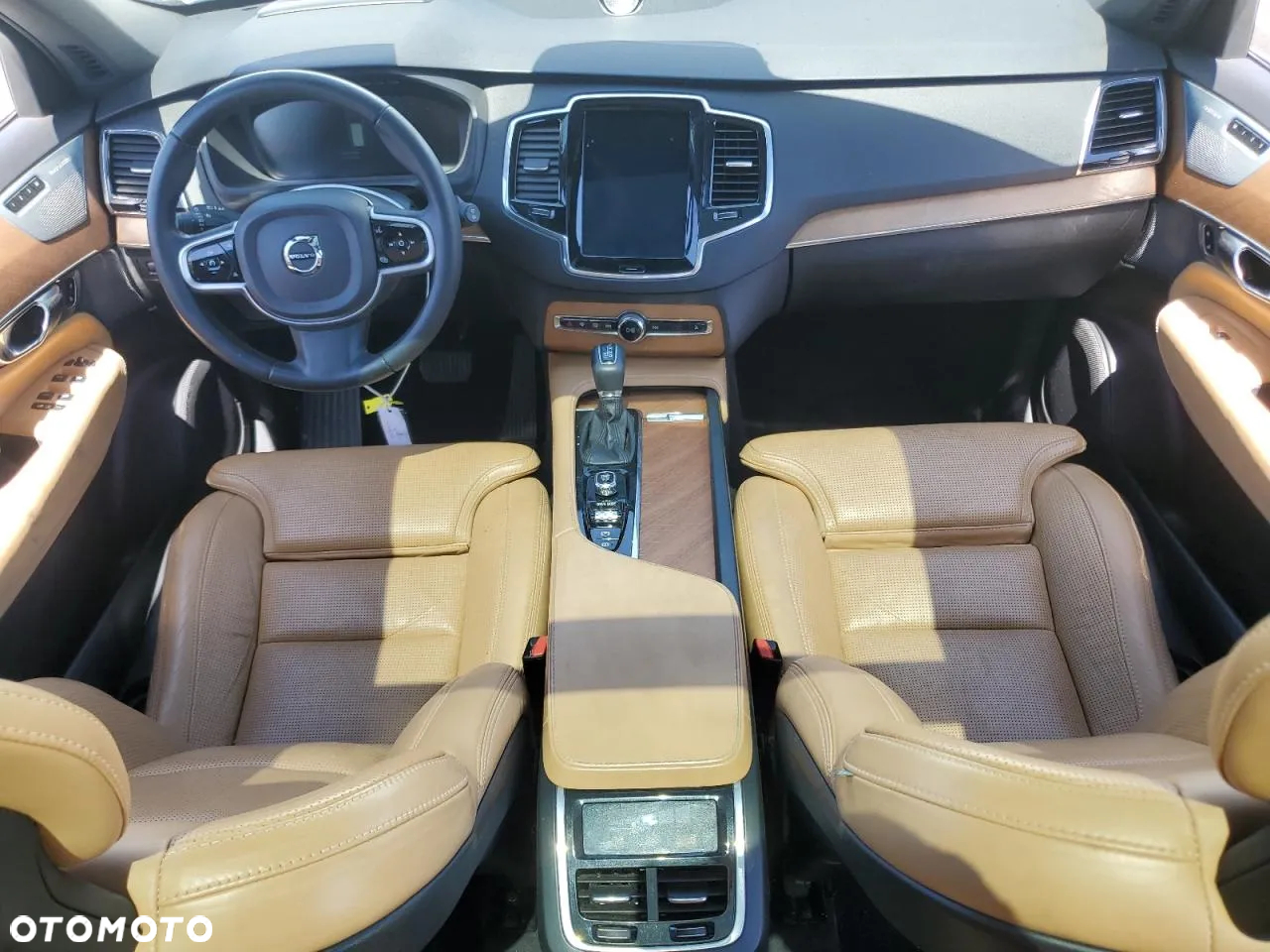 Volvo XC 90 - 7