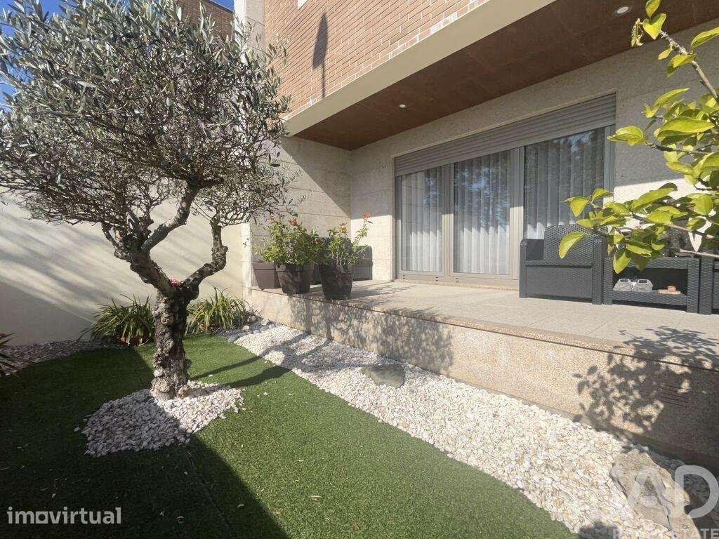 Casa T4 em Esposende, Marinhas e Gandra de 207,00 m2 - Grande imagem: 2/23