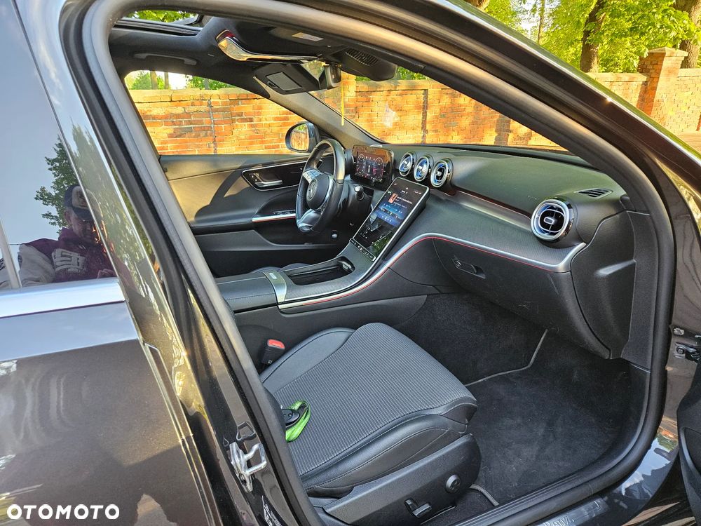 Mercedes-Benz Klasa C 220 d mHEV - 13