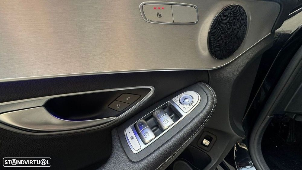 Mercedes-Benz C 300 - 12