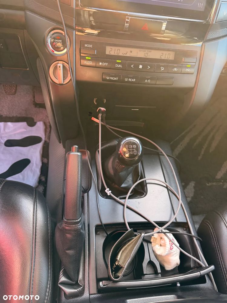 Toyota Land Cruiser - 13